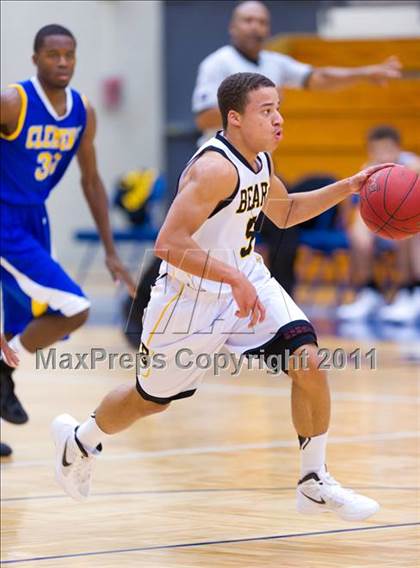 Thumbnail 3 in Clemens @ Brennan photogallery.