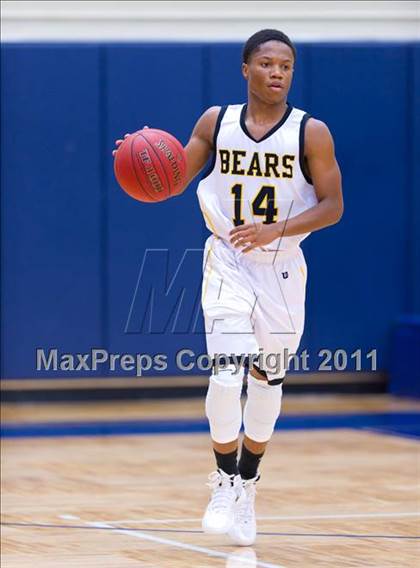 Thumbnail 2 in Clemens @ Brennan photogallery.
