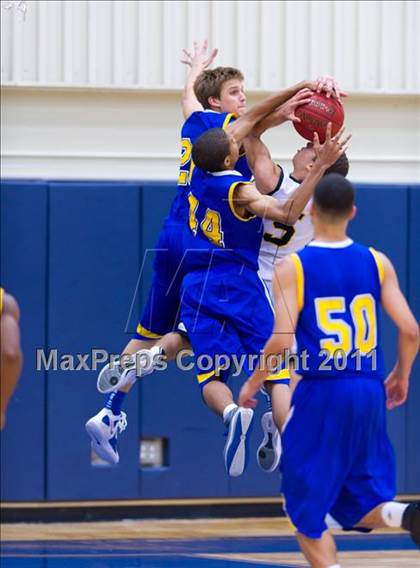 Thumbnail 3 in Clemens @ Brennan photogallery.