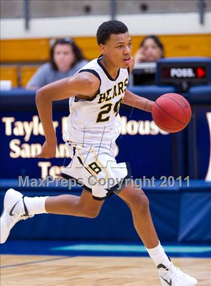 Thumbnail 3 in Clemens @ Brennan photogallery.