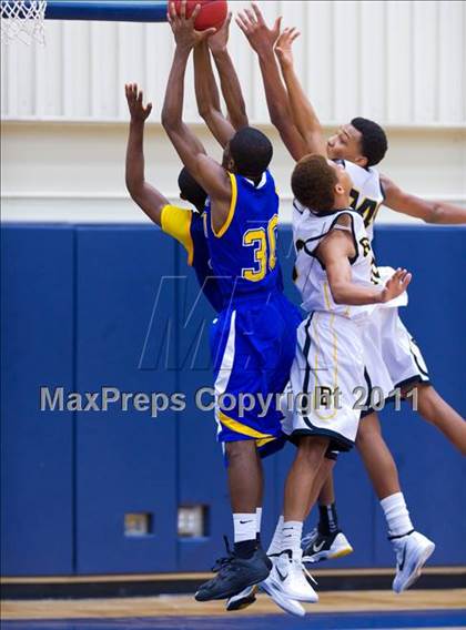 Thumbnail 2 in Clemens @ Brennan photogallery.