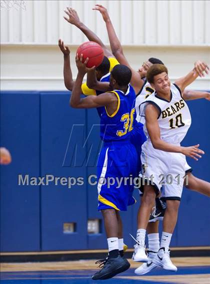 Thumbnail 3 in Clemens @ Brennan photogallery.