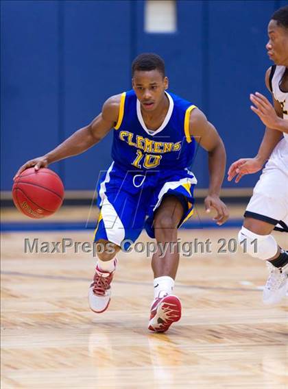 Thumbnail 2 in Clemens @ Brennan photogallery.