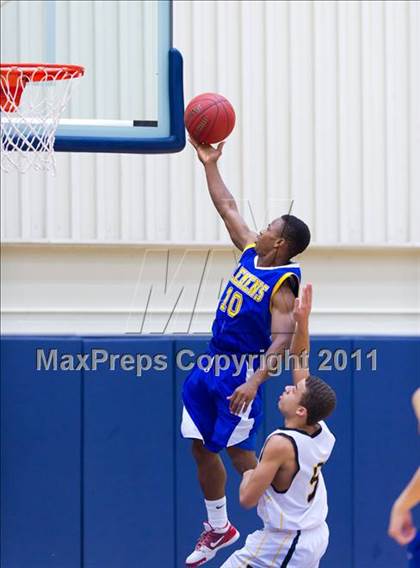 Thumbnail 3 in Clemens @ Brennan photogallery.