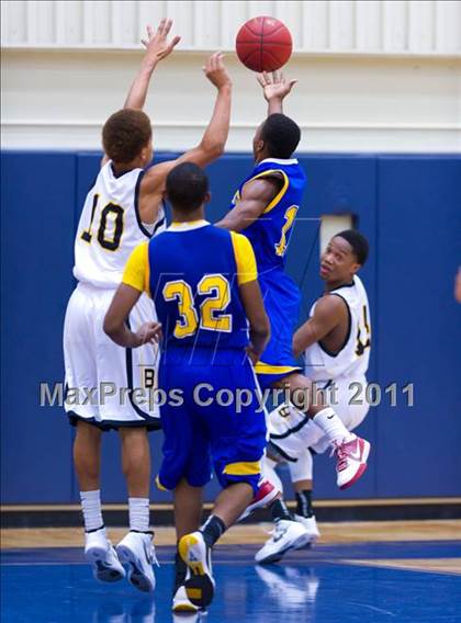 Thumbnail 1 in Clemens @ Brennan photogallery.
