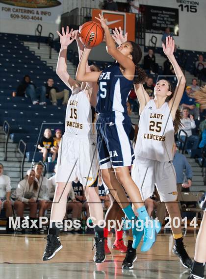 Thumbnail 3 in St. John-Vianney vs. Immaculate Heart Academy (NJSIAA Non-Public A Final) photogallery.