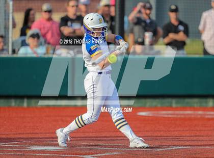 Thumbnail 3 in Clyde vs. Brock (UIL 3A Regional Playoff) photogallery.