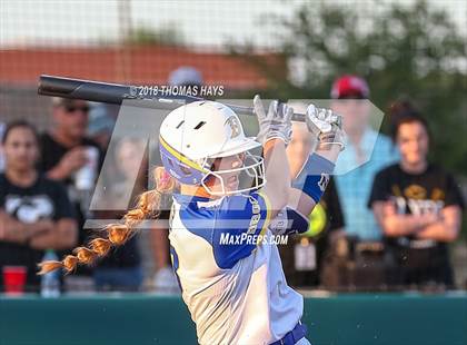 Thumbnail 1 in Clyde vs. Brock (UIL 3A Regional Playoff) photogallery.