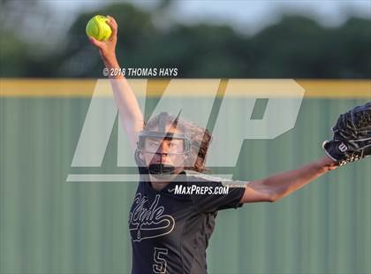 Thumbnail 3 in Clyde vs. Brock (UIL 3A Regional Playoff) photogallery.