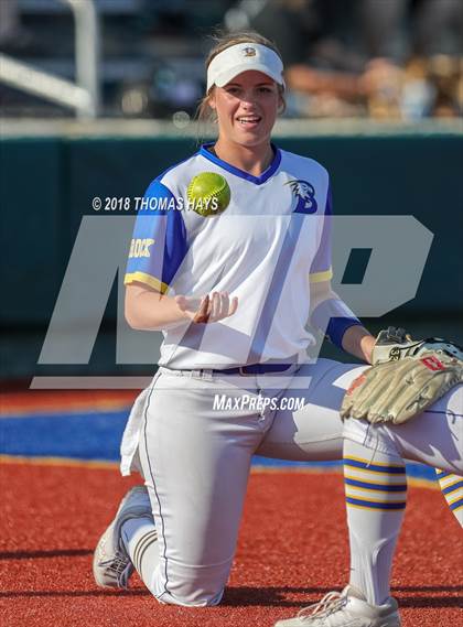 Thumbnail 1 in Clyde vs. Brock (UIL 3A Regional Playoff) photogallery.