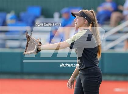 Thumbnail 3 in Clyde vs. Brock (UIL 3A Regional Playoff) photogallery.
