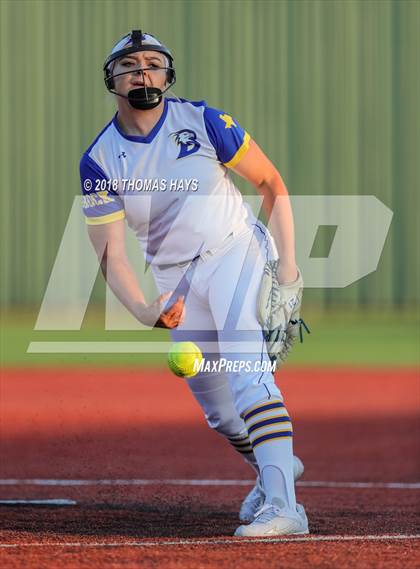 Thumbnail 1 in Clyde vs. Brock (UIL 3A Regional Playoff) photogallery.