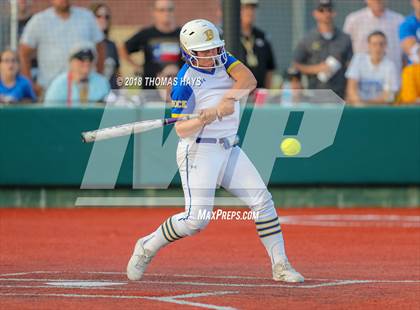 Thumbnail 3 in Clyde vs. Brock (UIL 3A Regional Playoff) photogallery.