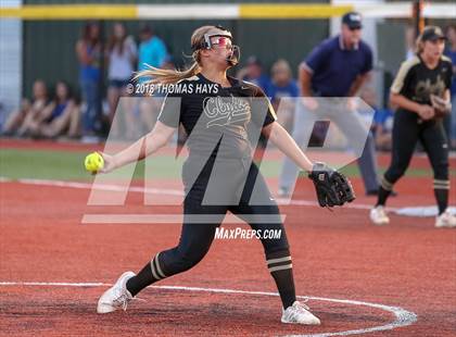 Thumbnail 3 in Clyde vs. Brock (UIL 3A Regional Playoff) photogallery.