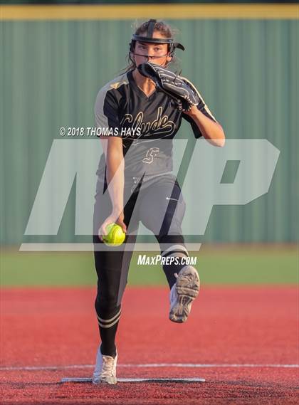 Thumbnail 2 in Clyde vs. Brock (UIL 3A Regional Playoff) photogallery.