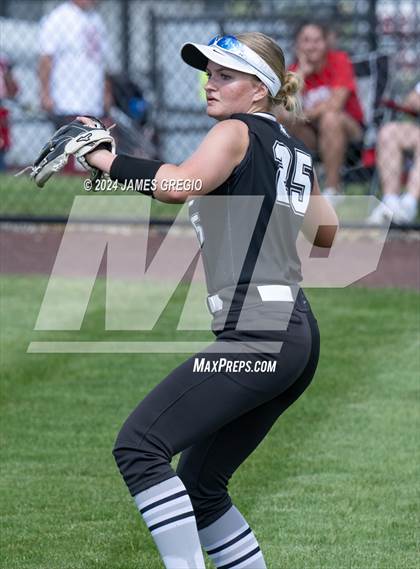 Thumbnail 1 in West Shamokin @ Neshannock (PIAA 2A First Round) photogallery.