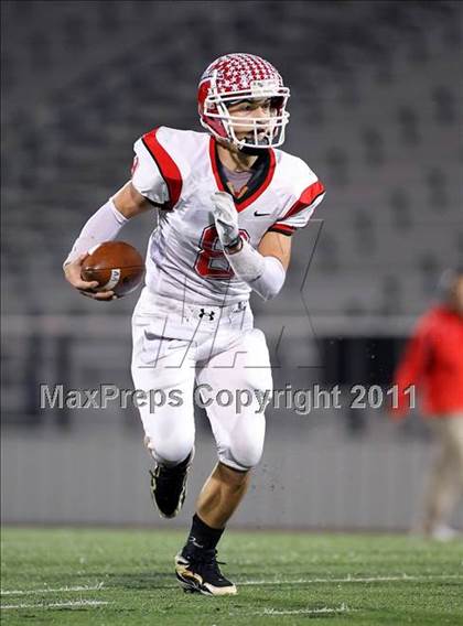 Thumbnail 2 in Crandall vs. Van (3A Region 2 Bi-District Playoffs) photogallery.