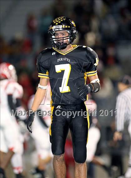 Thumbnail 1 in Crandall vs. Van (3A Region 2 Bi-District Playoffs) photogallery.