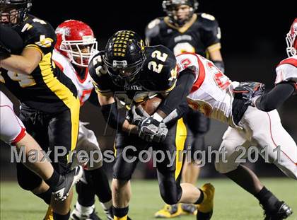 Thumbnail 2 in Crandall vs. Van (3A Region 2 Bi-District Playoffs) photogallery.