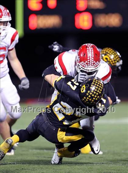 Thumbnail 3 in Crandall vs. Van (3A Region 2 Bi-District Playoffs) photogallery.