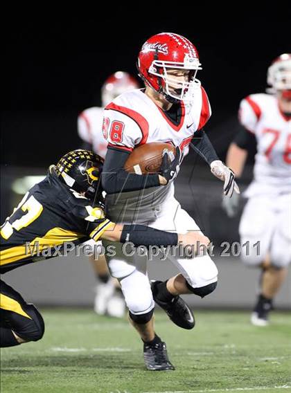 Thumbnail 3 in Crandall vs. Van (3A Region 2 Bi-District Playoffs) photogallery.