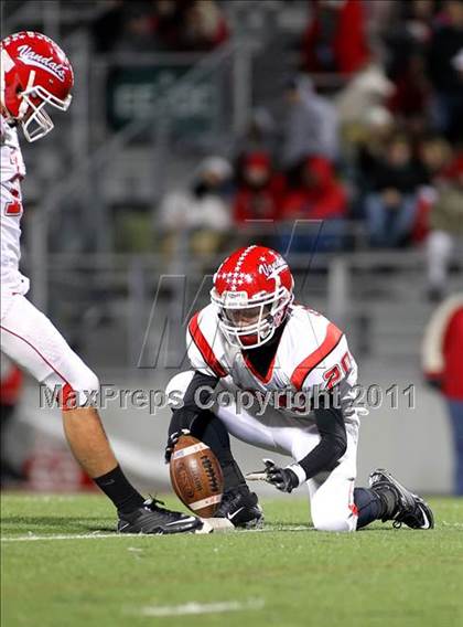 Thumbnail 2 in Crandall vs. Van (3A Region 2 Bi-District Playoffs) photogallery.