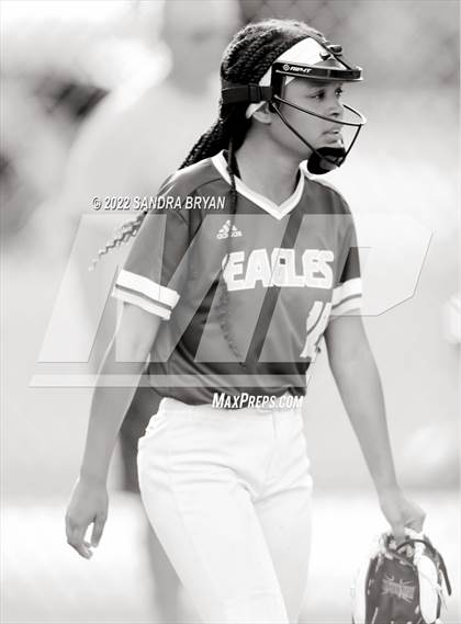 Thumbnail 1 in East Mecklenburg vs Charlotte Catholic (NCHSAA Round 1 Playoff) photogallery.