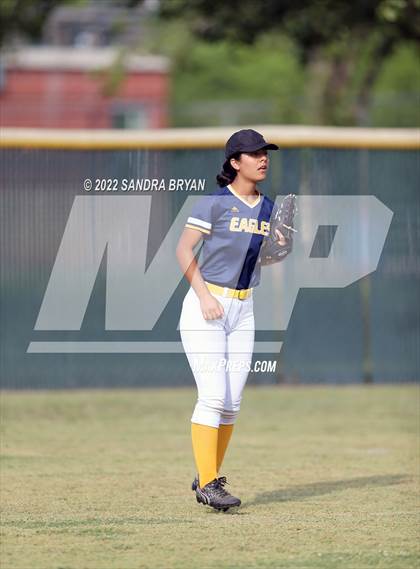Thumbnail 2 in East Mecklenburg vs Charlotte Catholic (NCHSAA Round 1 Playoff) photogallery.