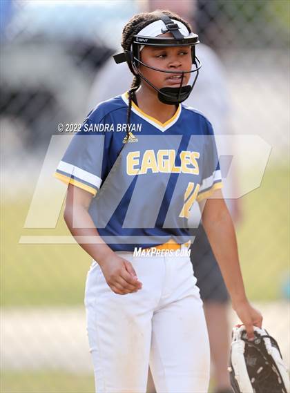 Thumbnail 2 in East Mecklenburg vs Charlotte Catholic (NCHSAA Round 1 Playoff) photogallery.