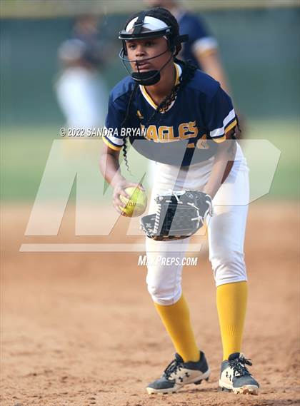 Thumbnail 3 in East Mecklenburg vs Charlotte Catholic (NCHSAA Round 1 Playoff) photogallery.