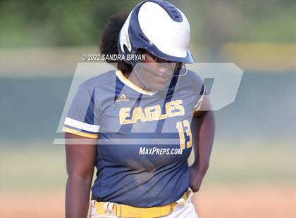 Thumbnail 1 in East Mecklenburg vs Charlotte Catholic (NCHSAA Round 1 Playoff) photogallery.