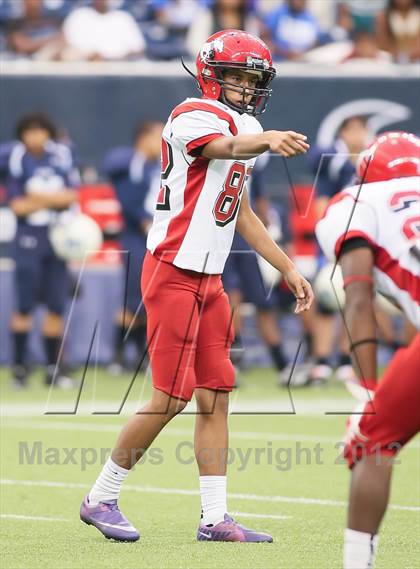 Thumbnail 1 in North Shore vs. Alief Elsik (UIL 5A Division 1 Regional Playoff) photogallery.