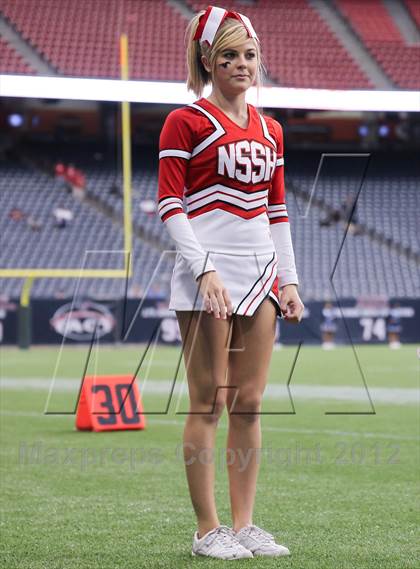 Thumbnail 3 in North Shore vs. Alief Elsik (UIL 5A Division 1 Regional Playoff) photogallery.
