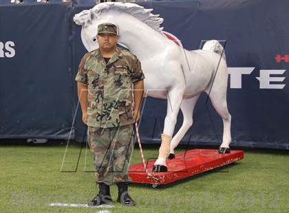 Thumbnail 2 in North Shore vs. Alief Elsik (UIL 5A Division 1 Regional Playoff) photogallery.