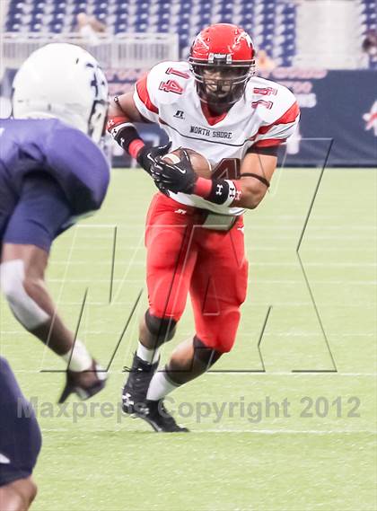 Thumbnail 2 in North Shore vs. Alief Elsik (UIL 5A Division 1 Regional Playoff) photogallery.