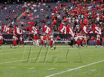 Thumbnail 2 in North Shore vs. Alief Elsik (UIL 5A Division 1 Regional Playoff) photogallery.