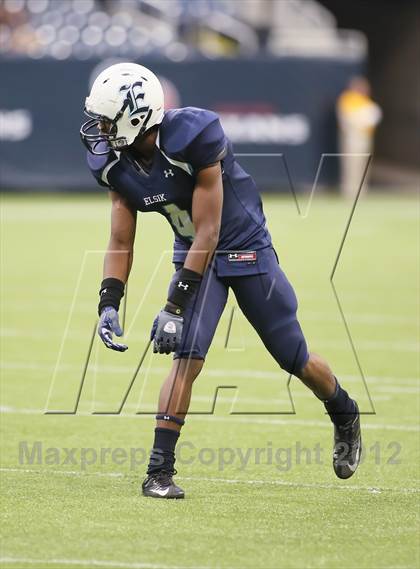 Thumbnail 3 in North Shore vs. Alief Elsik (UIL 5A Division 1 Regional Playoff) photogallery.