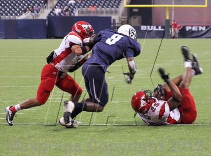Thumbnail 2 in North Shore vs. Alief Elsik (UIL 5A Division 1 Regional Playoff) photogallery.