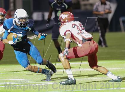 Thumbnail 1 in North Shore vs. Alief Elsik (UIL 5A Division 1 Regional Playoff) photogallery.