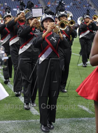 Thumbnail 1 in North Shore vs. Alief Elsik (UIL 5A Division 1 Regional Playoff) photogallery.