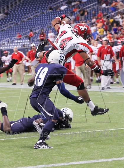 Thumbnail 3 in North Shore vs. Alief Elsik (UIL 5A Division 1 Regional Playoff) photogallery.