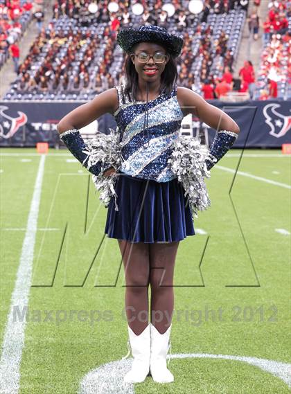 Thumbnail 1 in North Shore vs. Alief Elsik (UIL 5A Division 1 Regional Playoff) photogallery.
