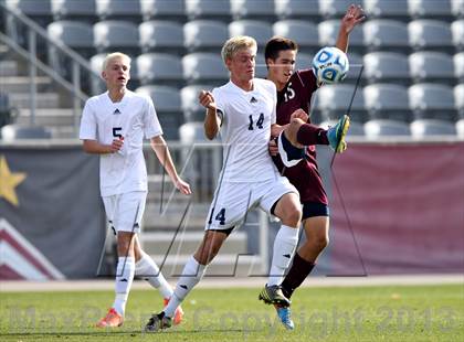 Thumbnail 3 in Air Academy vs. Cheyenne Mountain (CHSAA 4A Final) photogallery.