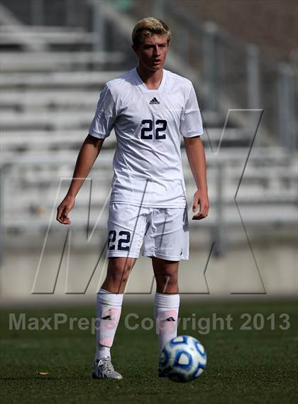 Thumbnail 2 in Air Academy vs. Cheyenne Mountain (CHSAA 4A Final) photogallery.