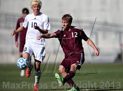 Thumbnail 3 in Air Academy vs. Cheyenne Mountain (CHSAA 4A Final) photogallery.