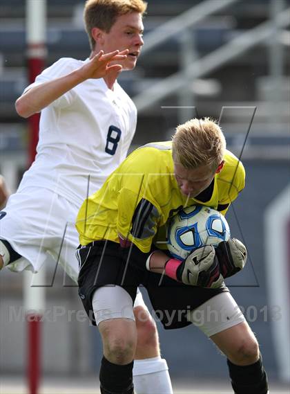 Thumbnail 2 in Air Academy vs. Cheyenne Mountain (CHSAA 4A Final) photogallery.