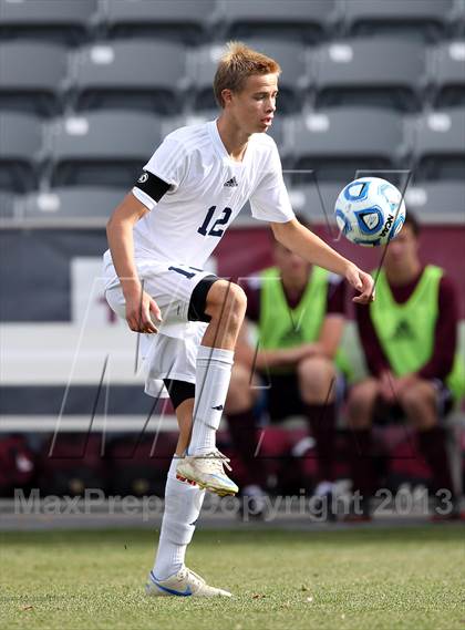 Thumbnail 2 in Air Academy vs. Cheyenne Mountain (CHSAA 4A Final) photogallery.