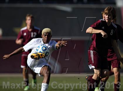 Thumbnail 3 in Air Academy vs. Cheyenne Mountain (CHSAA 4A Final) photogallery.