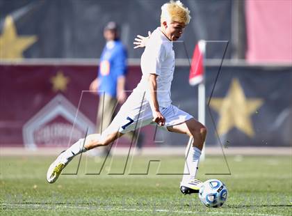 Thumbnail 3 in Air Academy vs. Cheyenne Mountain (CHSAA 4A Final) photogallery.