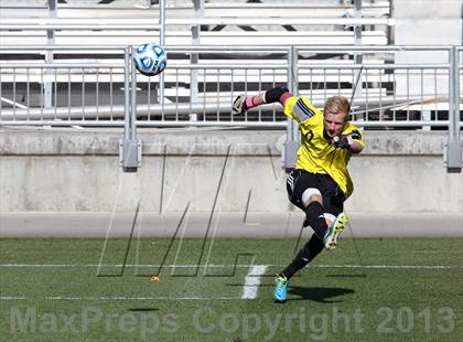 Thumbnail 2 in Air Academy vs. Cheyenne Mountain (CHSAA 4A Final) photogallery.